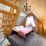 فندق مبيت وإفطار Eco Karpatia Ski&wellness