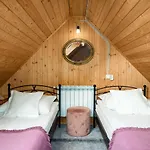 Eco Karpatia Ski&wellness فندق مبيت وإفطار