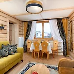فندق مبيت وإفطار Eco Karpatia Ski&wellness