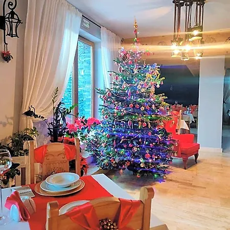 Eco Karpatia Ski&wellness 住宿加早餐酒店