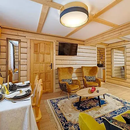 Eco Karpatia Ski&wellness Panzió 3*